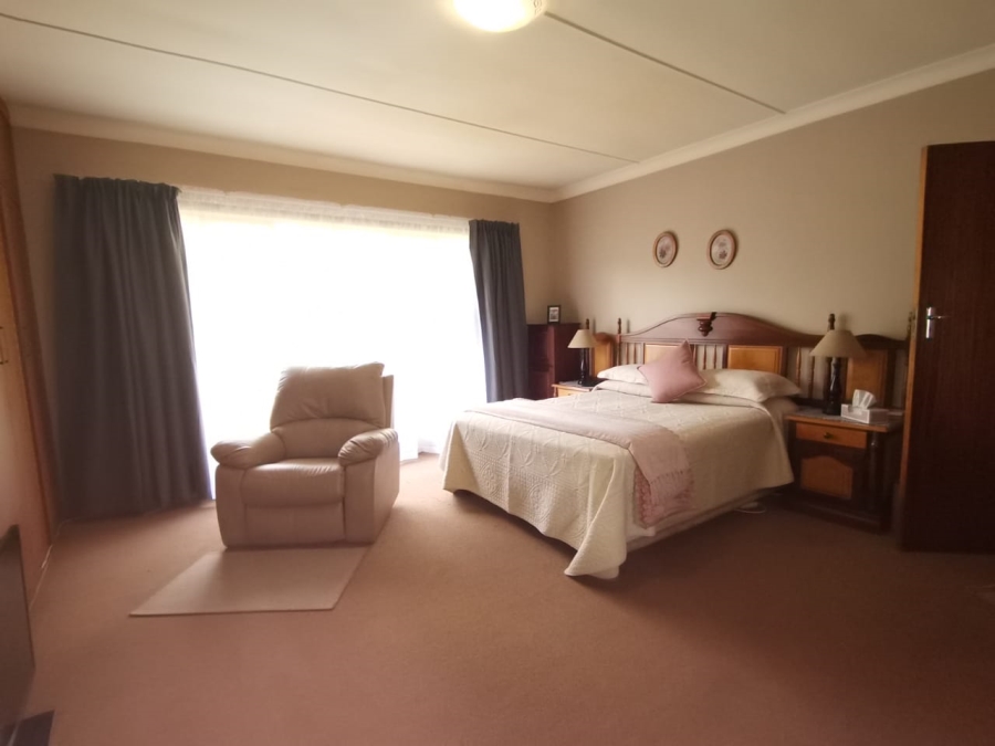 To Let 3 Bedroom Property for Rent in Panorama Free State